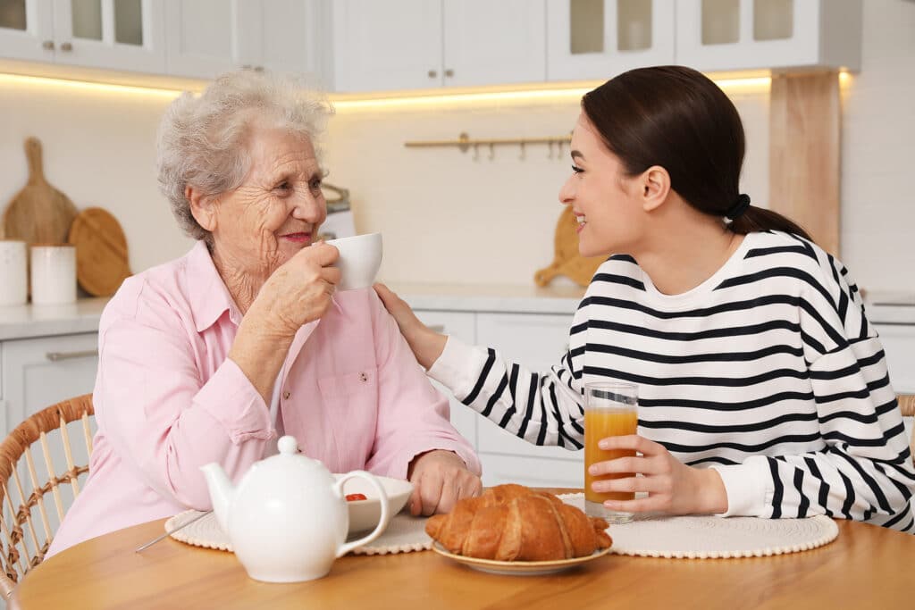 Alzheimer’s home care can help with making healthy, easy meals for your loved ones.